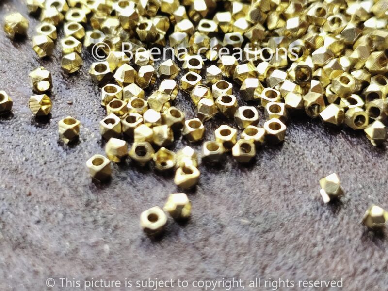 2MM Diamond cut Brass beads