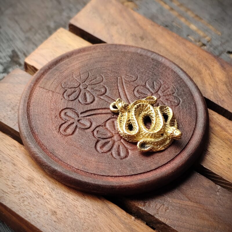 Brass snake Charm pendent, Brass Charms, 30X19mm , SK24