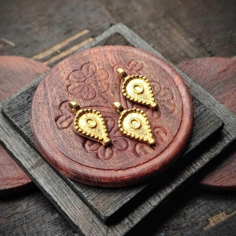 Embossed Teardrop Brass Charms, Z18