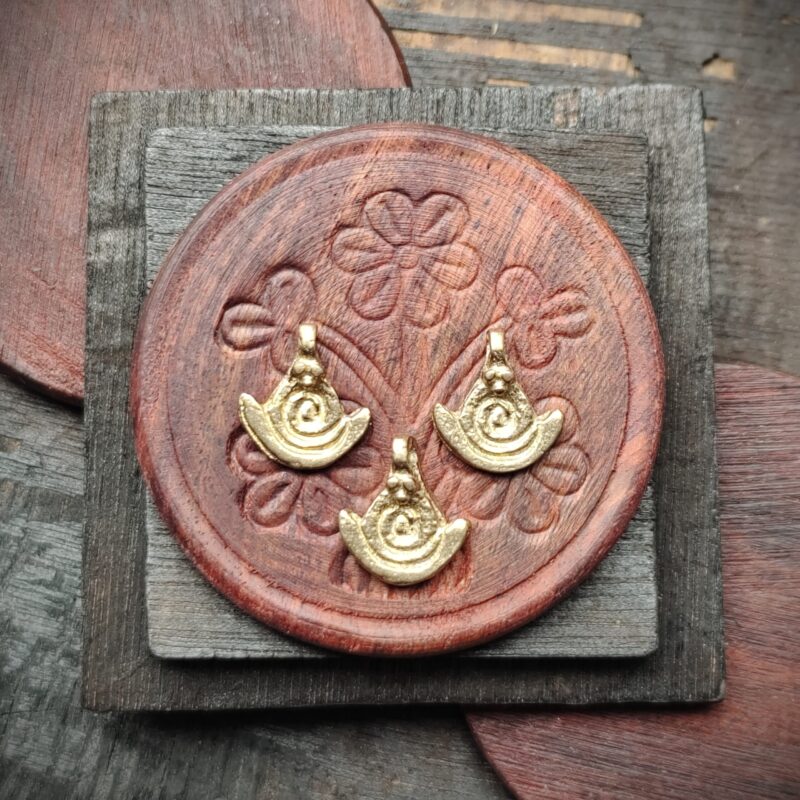 Tribal Moon Brass Charms, Z21