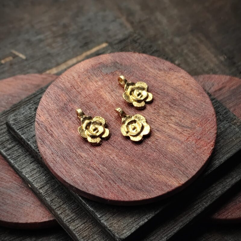 Peace Symbol Brass Charms, Z12