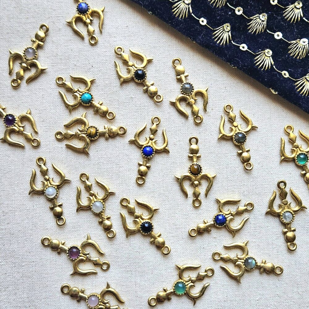 Trishul Brass Connector with Natural Stone