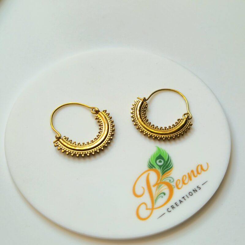 Textured Moon Curve Earrings