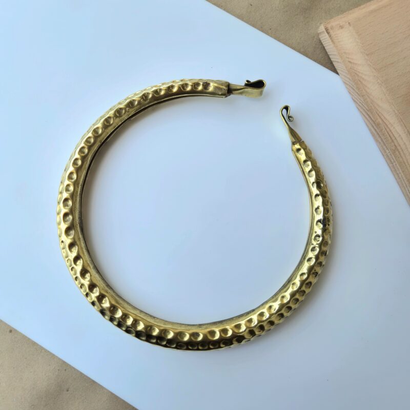 Hammered Dot Pattern Brass Choker Necklace